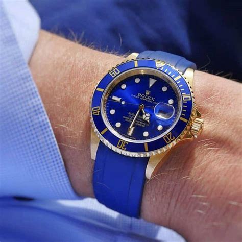 rolex submariner on rubber strap